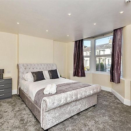 Beautiful Townhouse In 모아캠비 외부 사진