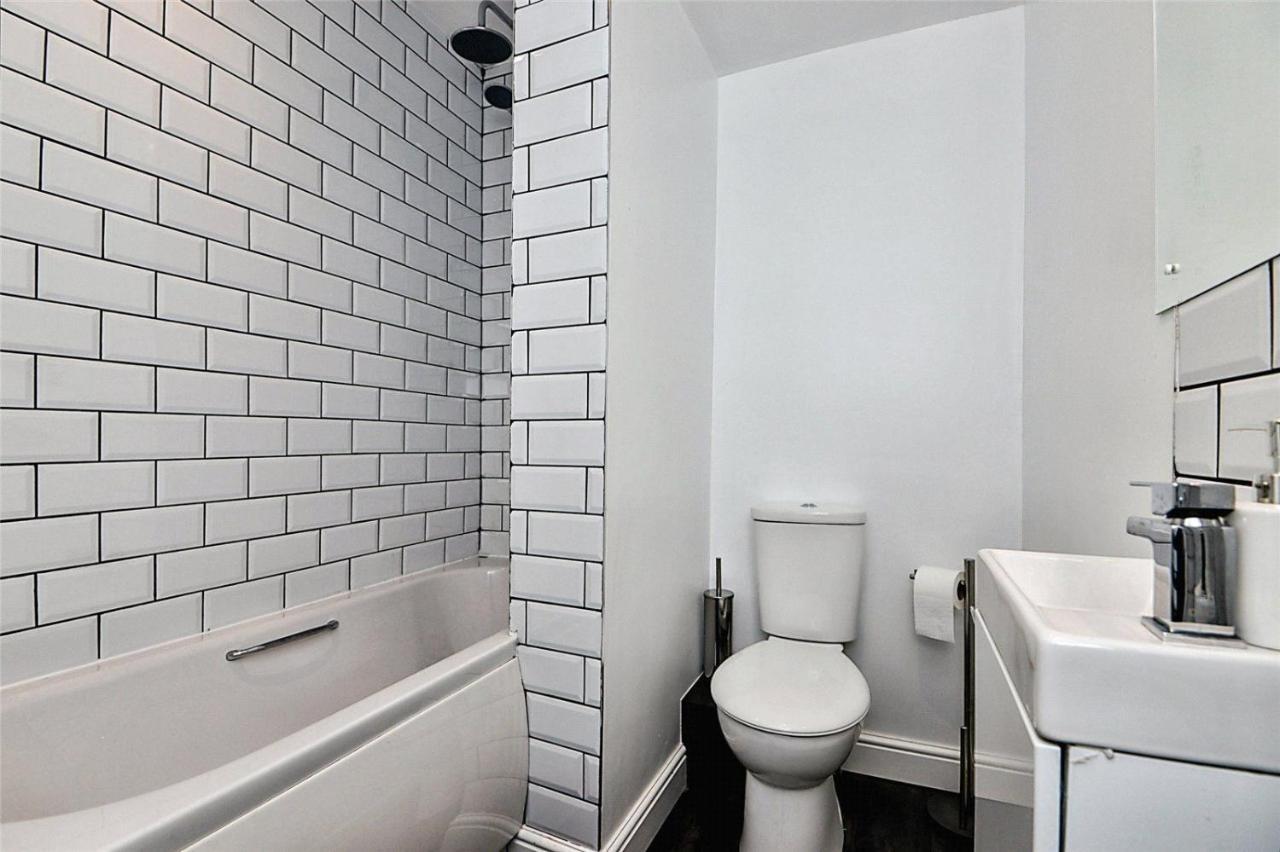 Beautiful Townhouse In 모아캠비 외부 사진