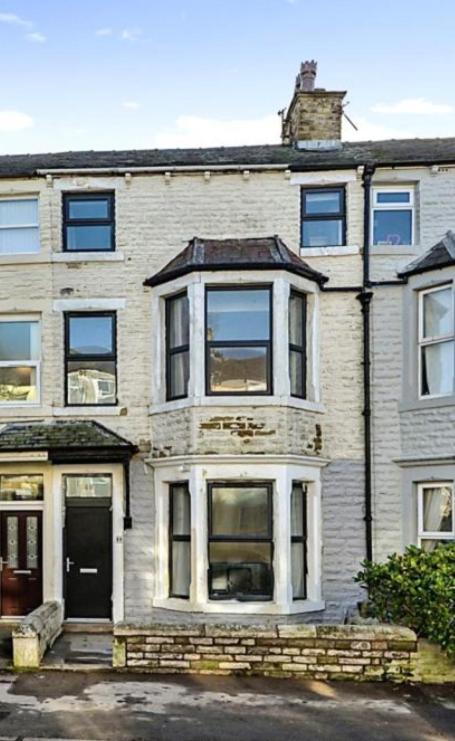 Beautiful Townhouse In 모아캠비 외부 사진